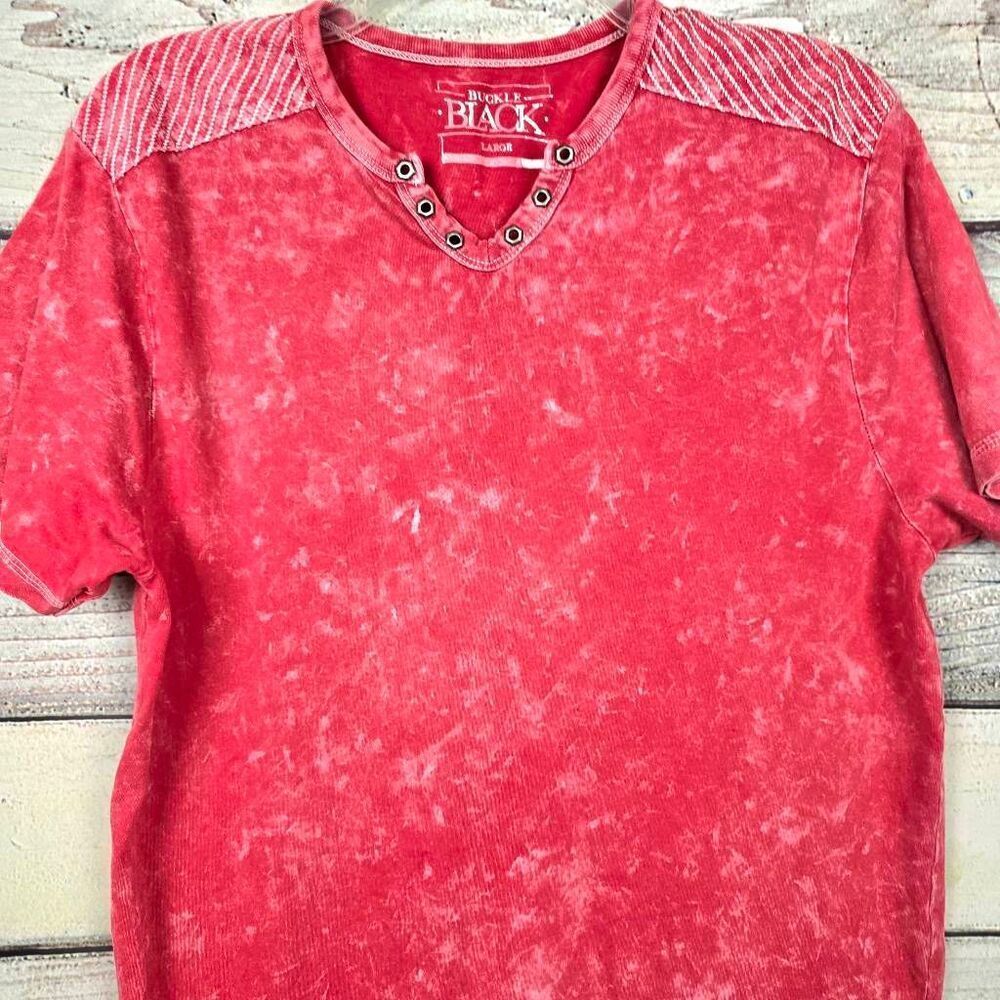 Buckle Black Acid Wash V Neck T Shirt Mens Large - Picture 3 of 8